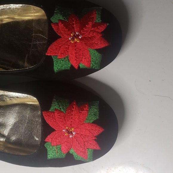 Lalla black suede poinsettia shoes size 10 - Picture 2 of 8